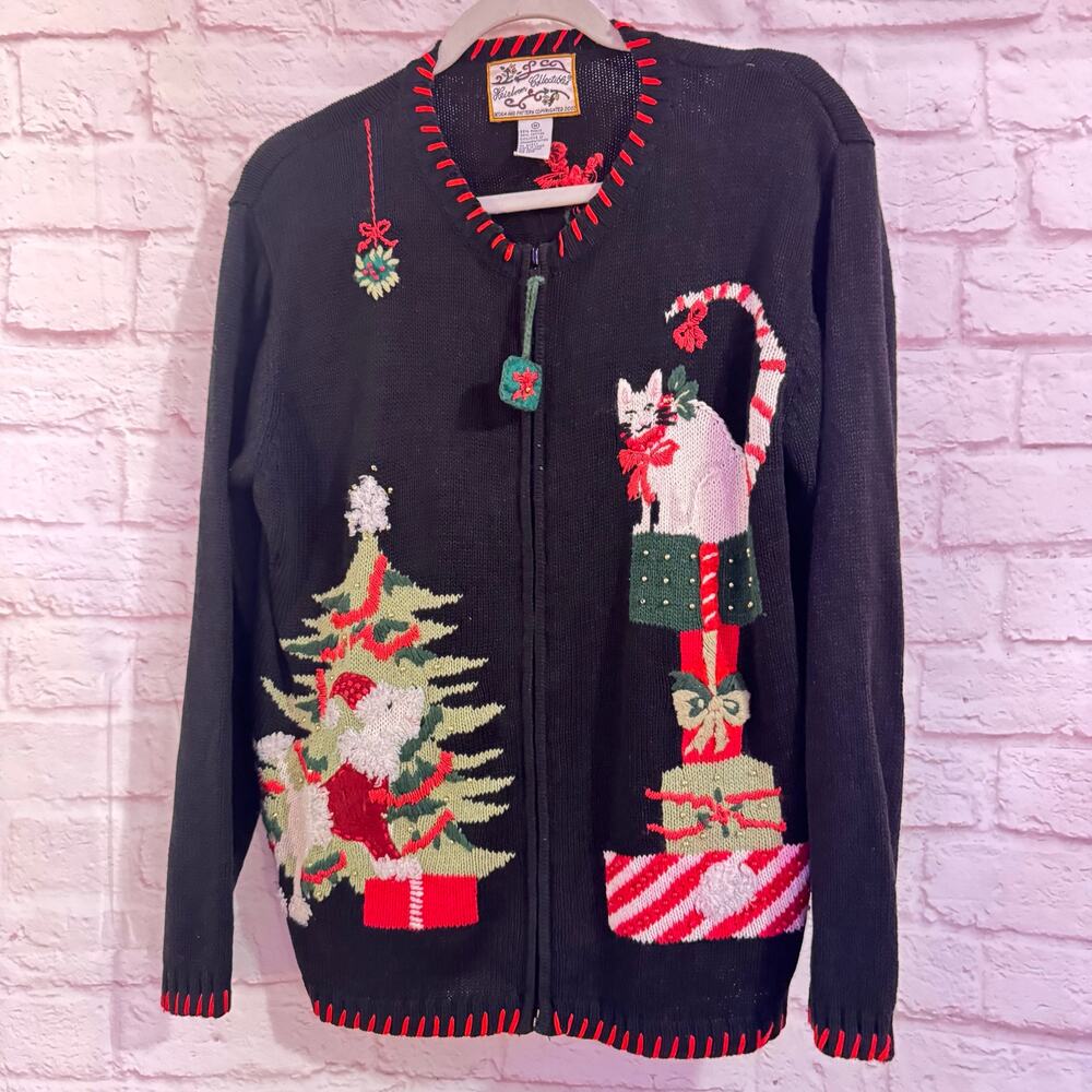 Heirloom Collectibles 2002 black Xmas zip up sweater sz M - Has Flaws!